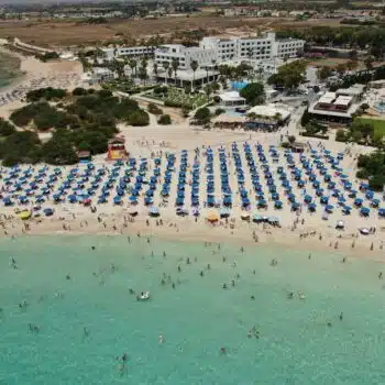 Makronissos Plage