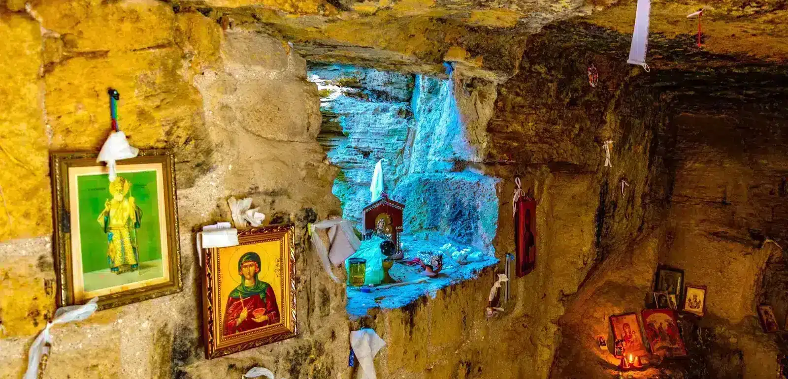 Agia Solomoni catacombs