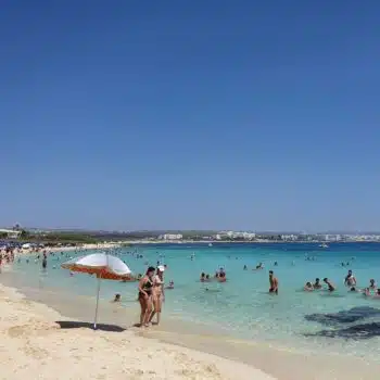 Makronissos Plage