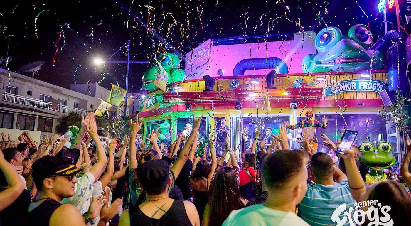 The Senior Frog's Party Bar