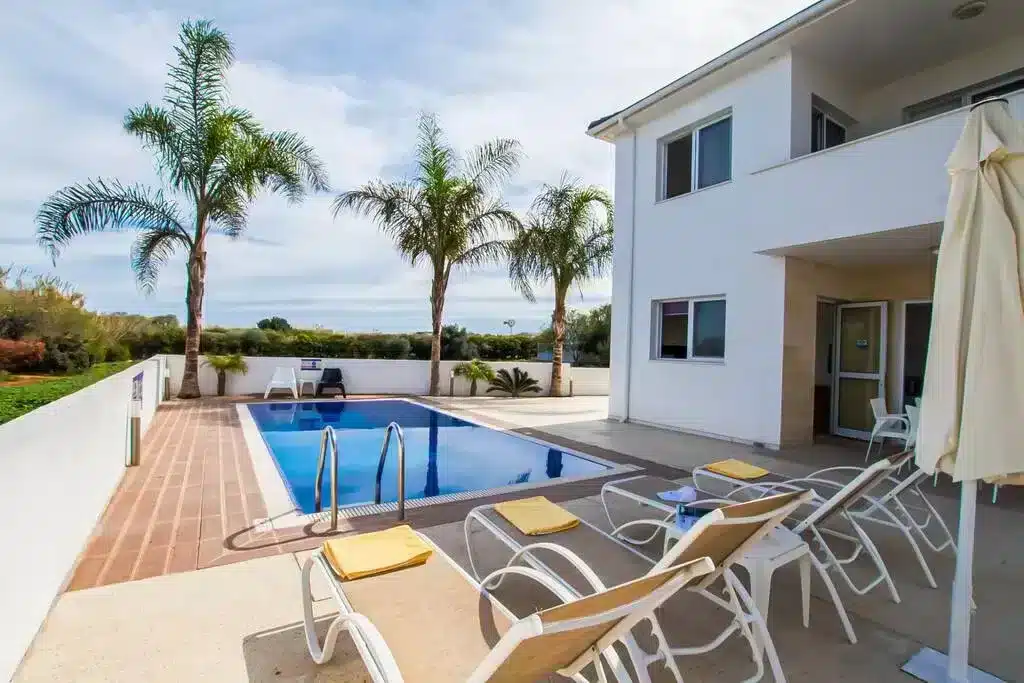 Discover the Best Villas in Cyprus: Luxury, Budget, and More