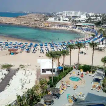 Vathia Gonia Beach