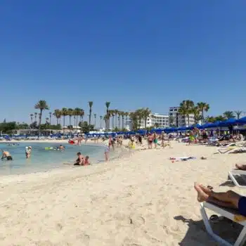Vathia Gonia Beach