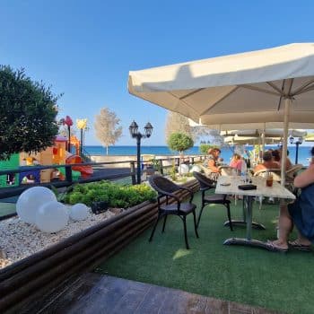 Zafeiros Bar & Restaurant