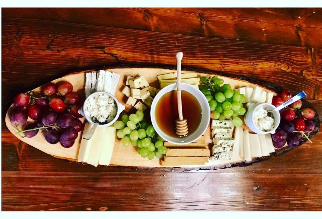 Flames Restaurant and Bar