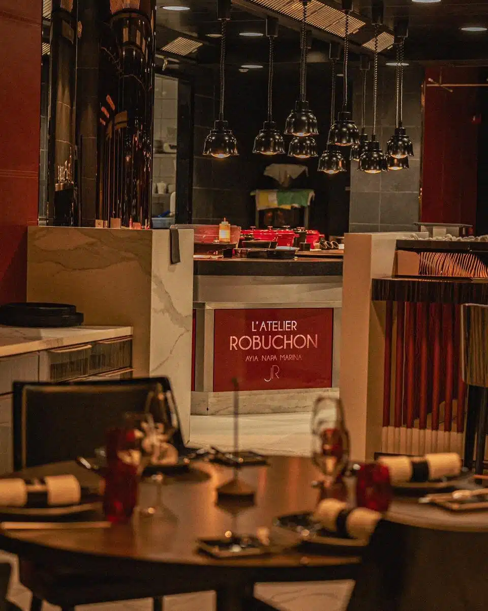 l-atelier-robuchon-4061726-2 L’Atelier Robuchon