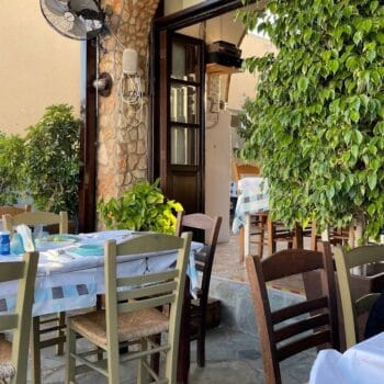 Old Simos Tavern