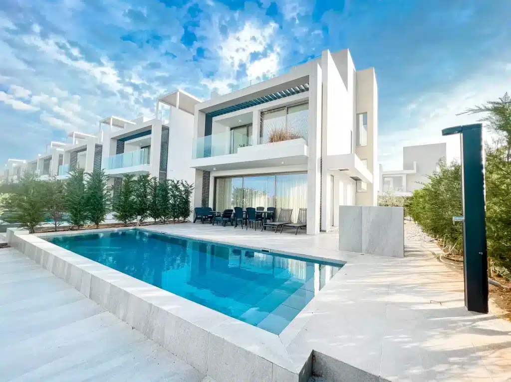 Discover the Best Villas in Cyprus: Luxury, Budget, and More Discover the Best Villas in Cyprus: Luxury, Budget, and More